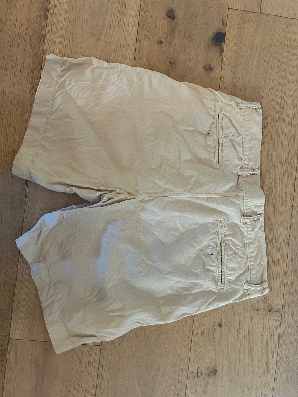 Todd Snyder Cream Men's Flat Front Casual Shorts - Picture 3 of 4